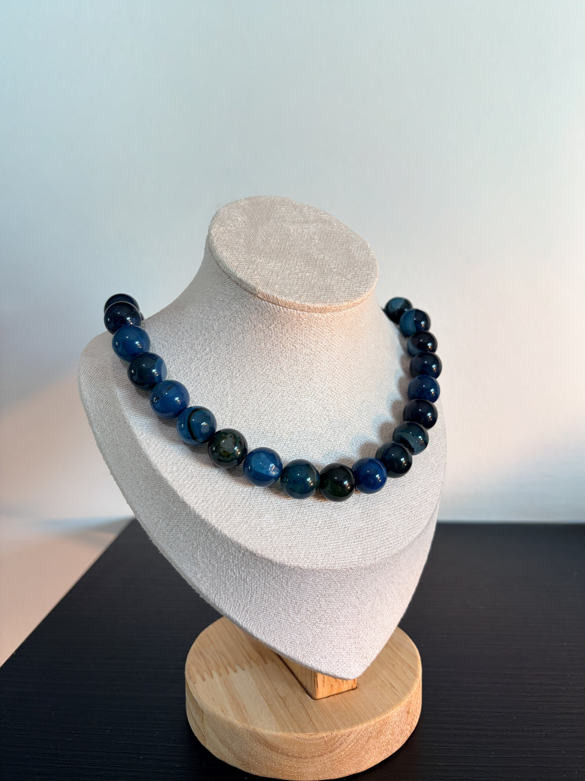 COLLAR
