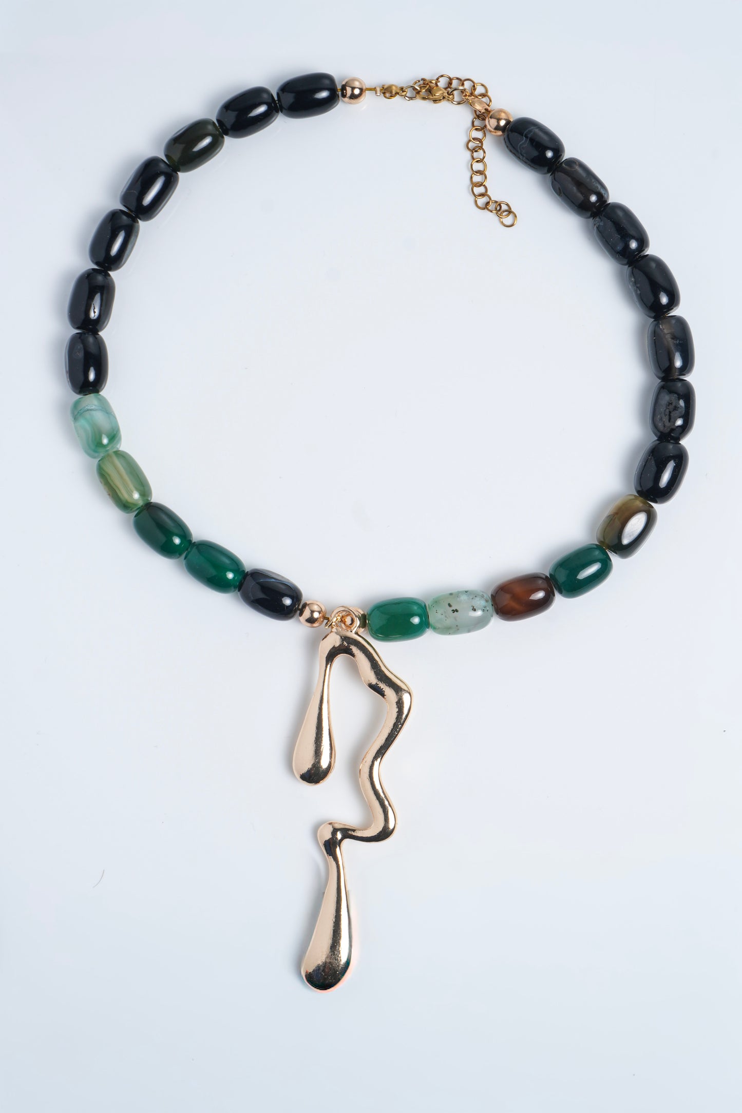 COLLAR