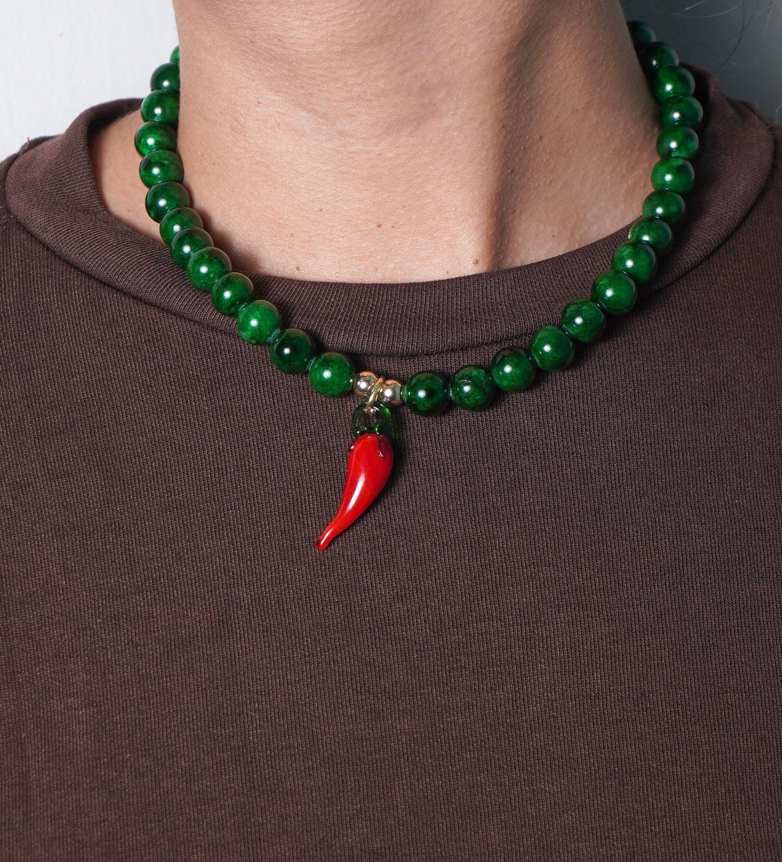 COLLAR AMULETO ESMERALDA