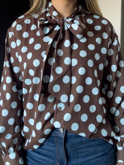 BLUSA PUNTOS CHOCOLATE