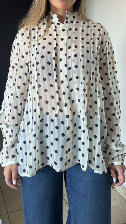 BLUSA PUNTOS BLANCA