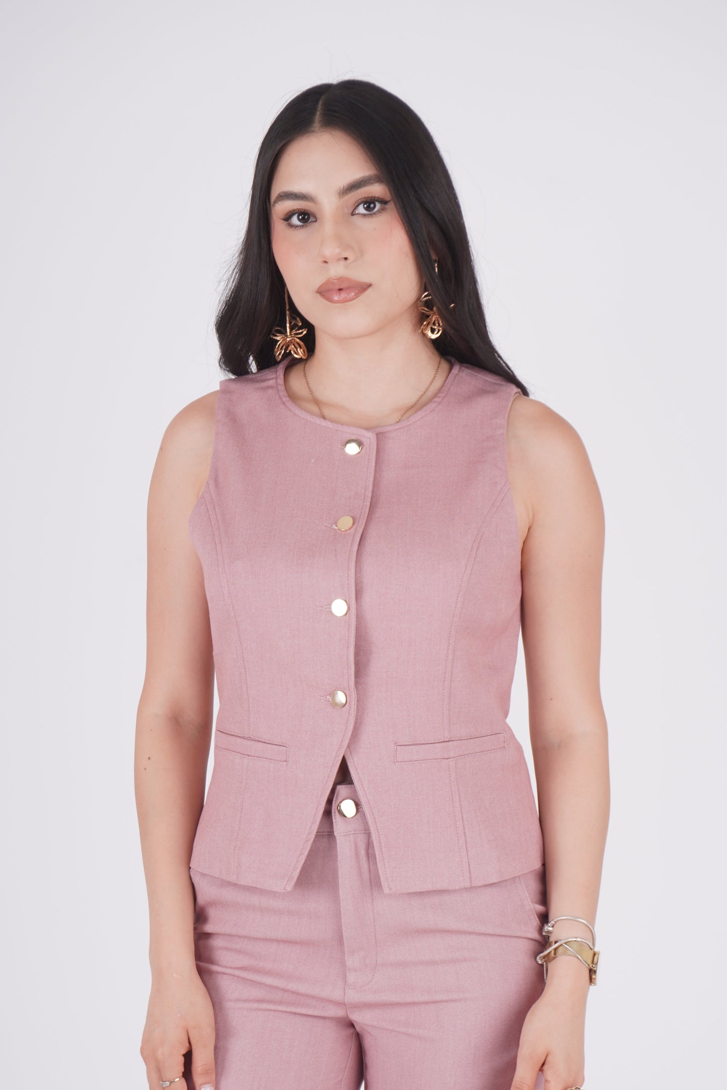 CONJUNTO DETALLE OJALES METÁLICOS